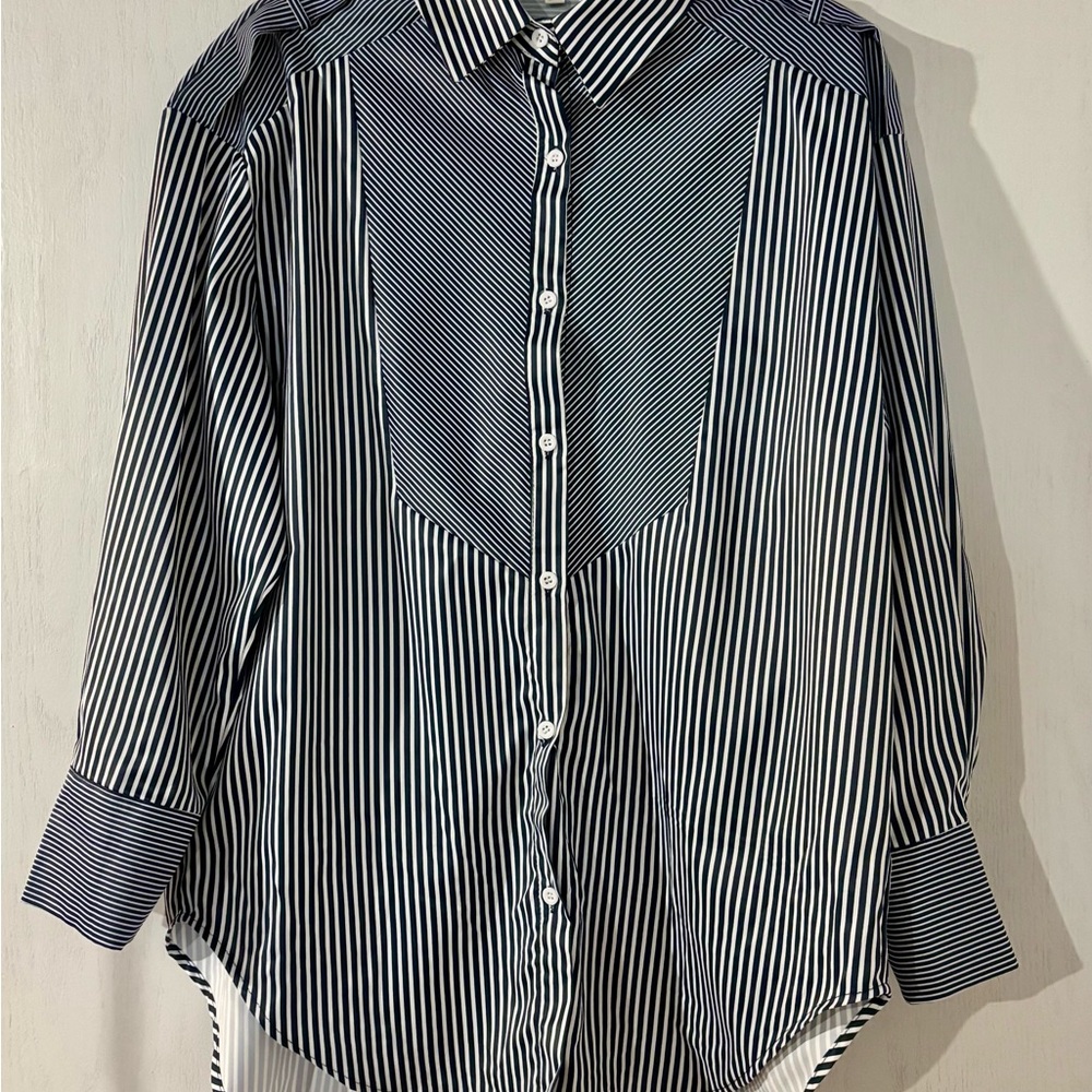 SHEIN Black and White Button Down Shirt with Classic Stripes
